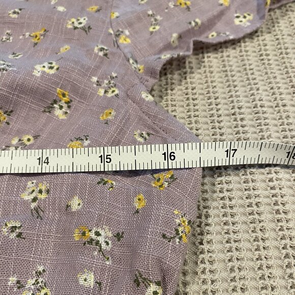 Hollister Keyhole Crop Top - Purple Floral - Size Medium - NWOT - Picture 5 of 7